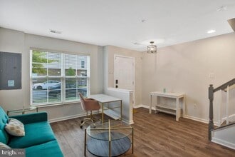 12512 Rustic Rock Ln in Beltsville, MD - Building Photo - Building Photo