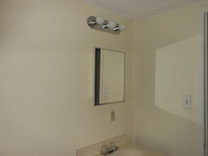 Palacio Real Apartments in Brownsville, TX - Building Photo - Interior Photo