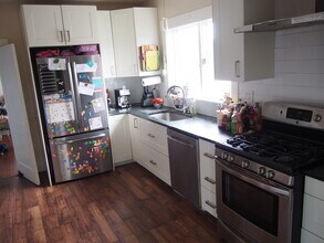 33 Pinehurst St, Unit 2 in Boston, MA - Building Photo - Building Photo
