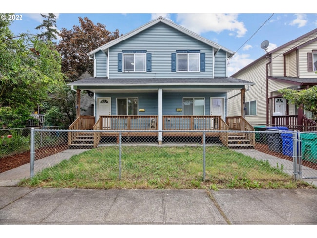 3552 SE 66th Ave in Portland, OR - Foto de edificio - Building Photo