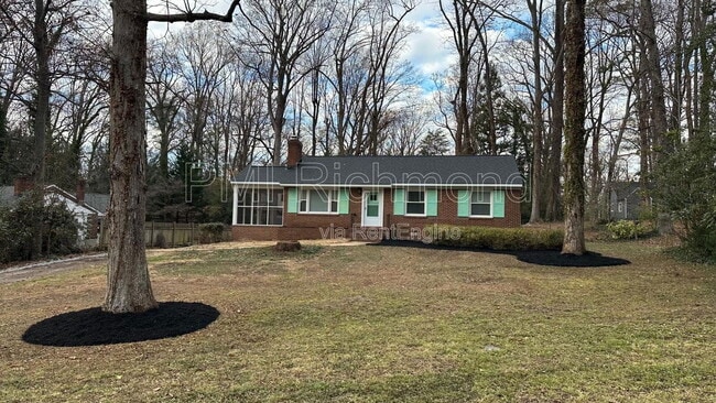 8834 Old Holly Rd in Richmond, VA - Building Photo - Building Photo