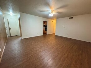 106 Campbell St in Desoto, TX - Building Photo - Building Photo