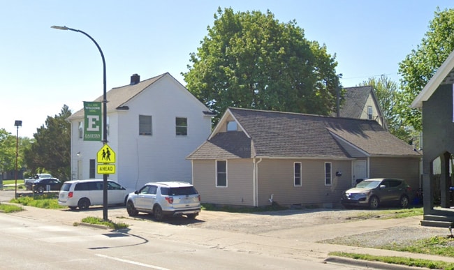 957 Washtenaw Ave