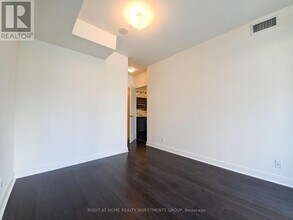 825-825 Church St in Toronto, ON - Building Photo - Building Photo