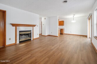 1911 Cambridge Manor Dr, Unit 1911 Cambridge Manor Driv in Scotia, NY - Building Photo - Building Photo