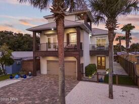 407 Petrel St in Panama City Beach, FL - Building Photo