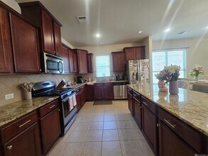 1412 Alouette Dr in Baton Rouge, LA - Building Photo - Building Photo