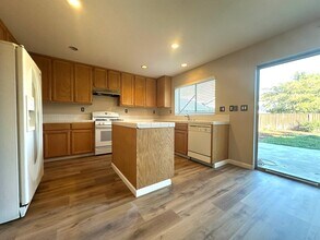 4650 Christenson St in Brentwood, CA - Building Photo - Building Photo