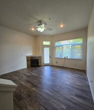 11570 Stone Ave N in Seattle, WA - Building Photo - Building Photo