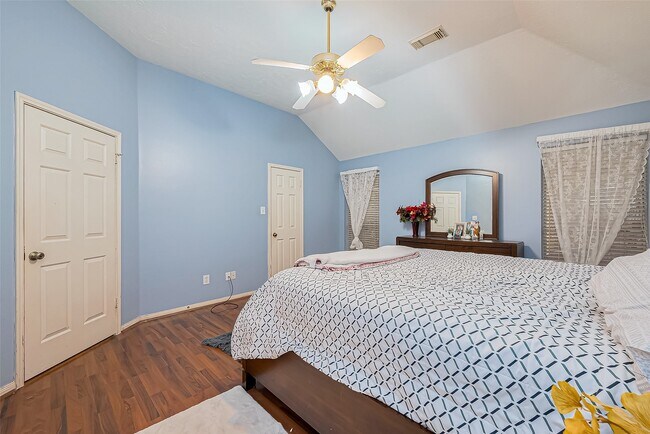 10323 Emerald Pine Dr