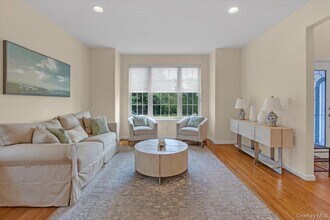 35 Auden Ave in Melville, NY - Building Photo - Building Photo