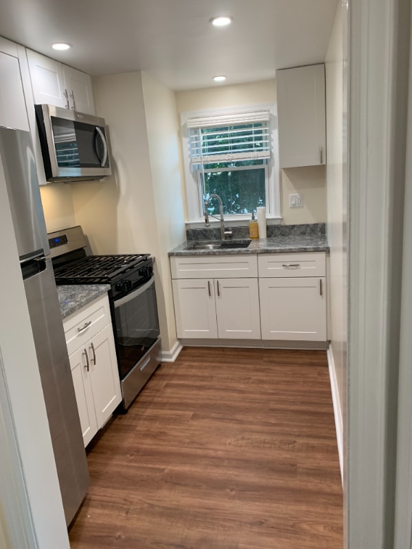 120 Bradford Ave in Mamaroneck, NY - Building Photo - Building Photo