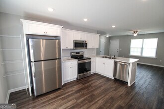 202 Evans Ter in Statesboro, GA - Building Photo - Building Photo