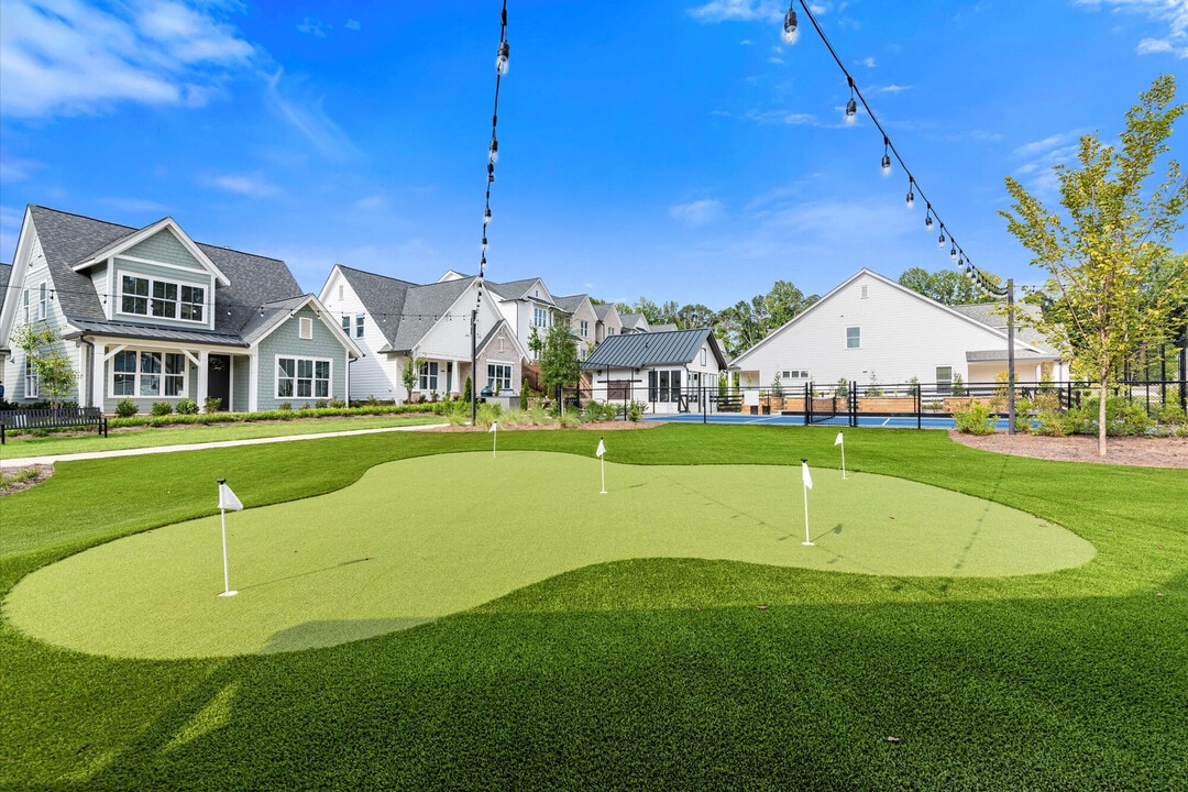 Hayloft Big Creek in Alpharetta, GA - Foto de edificio