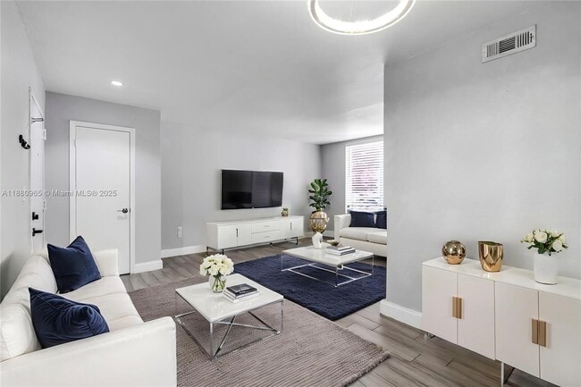 1885 W 56th St in Hialeah, FL - Building Photo - Building Photo