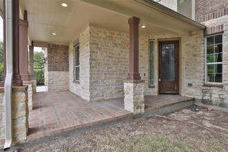 6 Whispering Thicket Pl in Tomball, TX - Building Photo - Building Photo