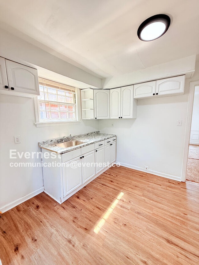 13060 Rosemary St in Detroit, MI - Building Photo - Building Photo