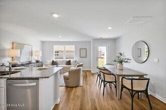 4118 Hobblebush Dr in Leland, NC - Building Photo - Building Photo