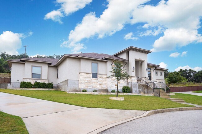 1519 Aubrey Pt in San Antonio, TX - Building Photo - Building Photo