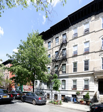 383 Clinton St in Brooklyn, NY - Foto de edificio - Building Photo