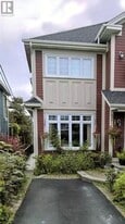 20 Chestnut Pl in St John's, NL - Building Photo