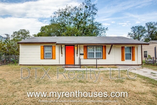 property at 5869 Bluffman Dr