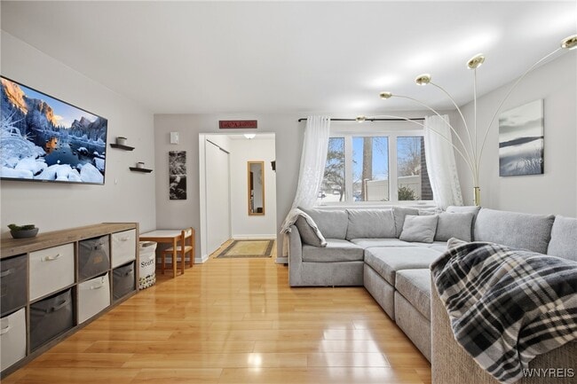 1406 Netherton Ct in East Amherst, NY - Building Photo - Building Photo