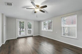 9337 Heron Dr in Fort Worth, TX - Building Photo - Building Photo