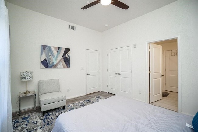 property at 1207 Grand W Blvd