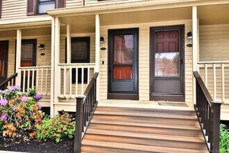 178 Flax Hill Rd in Norwalk, CT - Building Photo - Building Photo