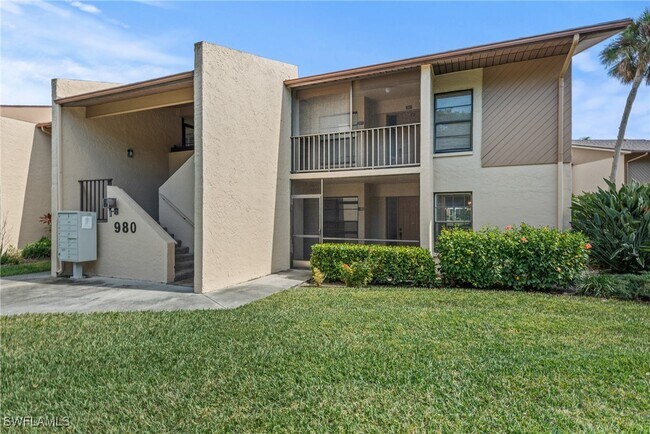 property at 980 Palm View Dr