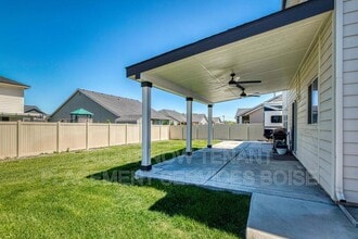 5117 Lansdale St in Caldwell, ID - Building Photo - Building Photo