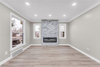 3803 Strandhill Rd in Cleveland, OH - Building Photo - Building Photo