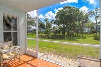 105 Wading Bird Cir in Naples, FL - Building Photo - Building Photo