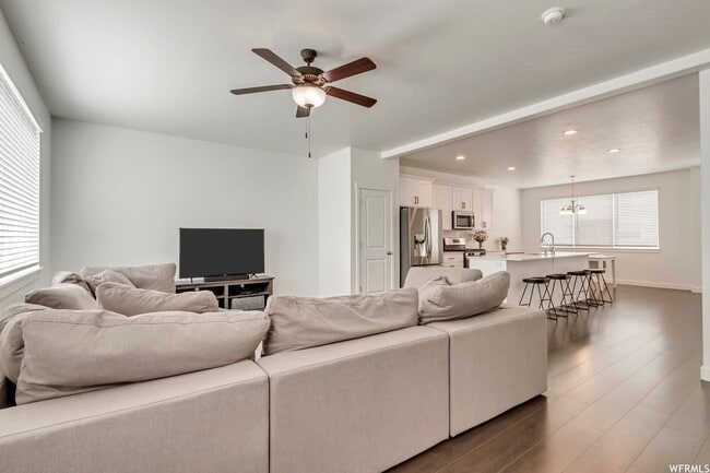 property at 456 Willow Leaf Rd