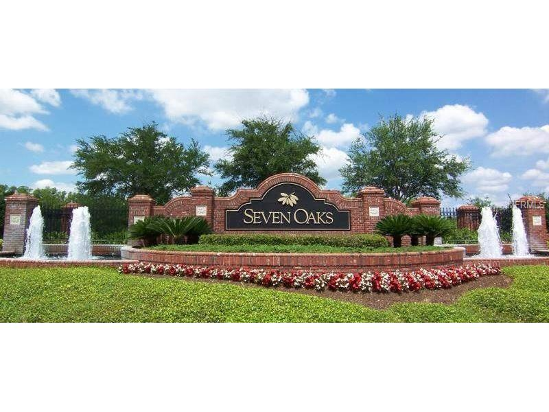 2942 Willowleaf Ln in Wesley Chapel, FL - Building Photo