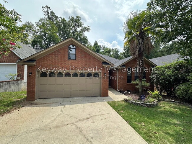 property at 2919 Pointewest Dr
