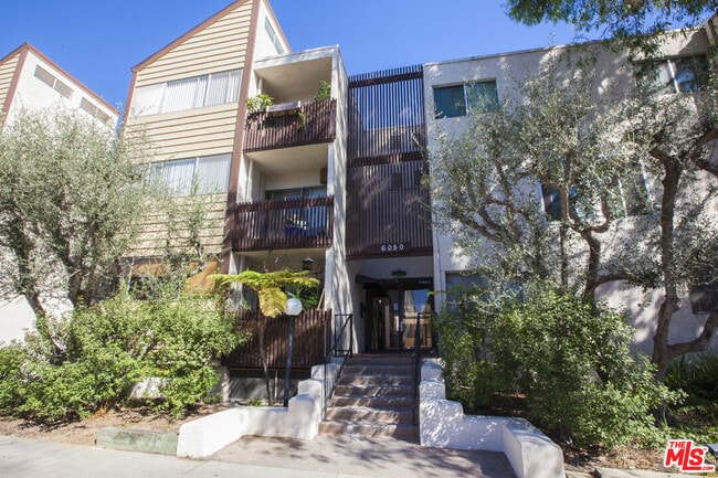 property at 6050 Canterbury Dr