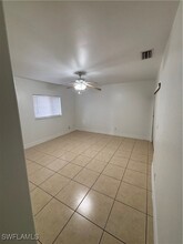 3826 SW 8th Pl in Cape Coral, FL - Building Photo - Building Photo