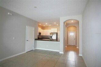 812 Royal Empress Dr in Ruskin, FL - Building Photo - Building Photo