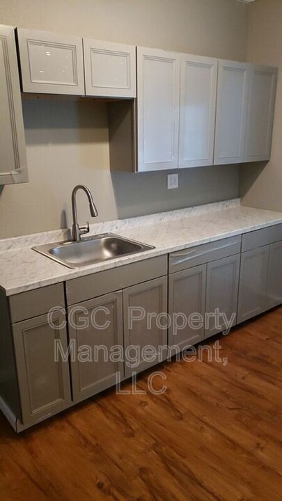 36 Chedell Pl in Auburn, NY - Building Photo