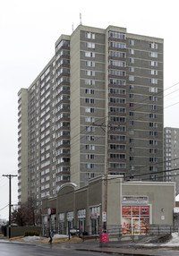 Riverview Place Apartments in Ottawa, ON - Building Photo - Building Photo