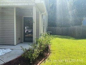 145 Farm Quarters Dr in Goose Creek, SC - Building Photo - Building Photo