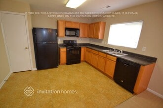 10317 Hugue Way in Charlotte, NC - Building Photo - Building Photo