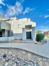 9209 N 59th Ave in Glendale, AZ - Foto de edificio - Building Photo