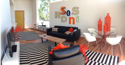 503-515 N San Vicente Blvd in West Hollywood, CA - Foto de edificio - Building Photo