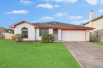 1530 Hunter Green Ln in Fresno, TX - Building Photo - Building Photo