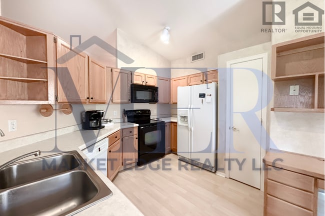 property at 19900 N 76th Ave