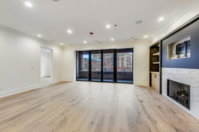 4925 N Lincoln Ave, Unit 2n in Chicago, IL - Building Photo - Building Photo