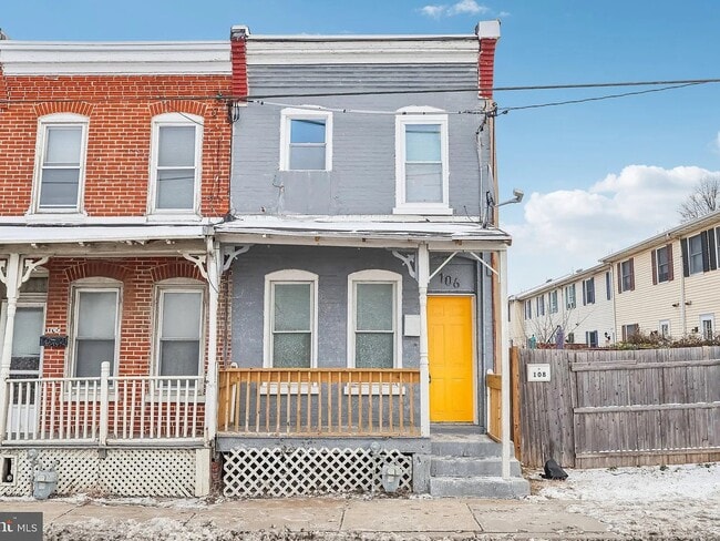 property at 106 S Heald St